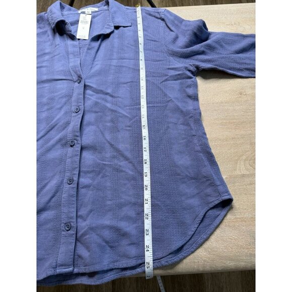 Anthropologie NWT Cloth & Stone Blue Button Down Textured Shirt Medium - Picture 5 of 7